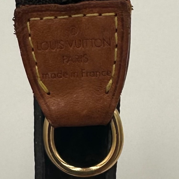 Louis Vuitton Pouchette - Picture 10 of 10